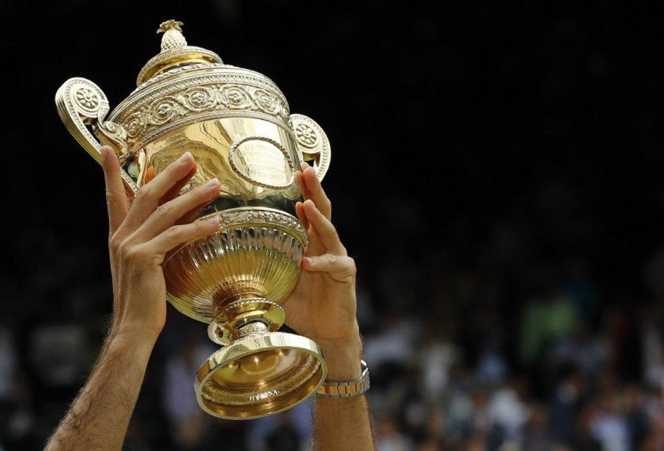 Une Nouvelle Ère à Wimbledon : Sinner et Alcaraz Pour une Finale Explosive, Anisimova Écrit l’Histoire