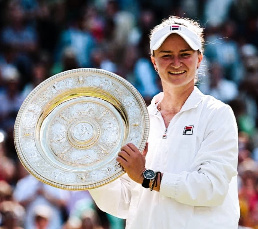 Świątek entre dans l’histoire à Wimbledon : Une Victoire Écrasante !